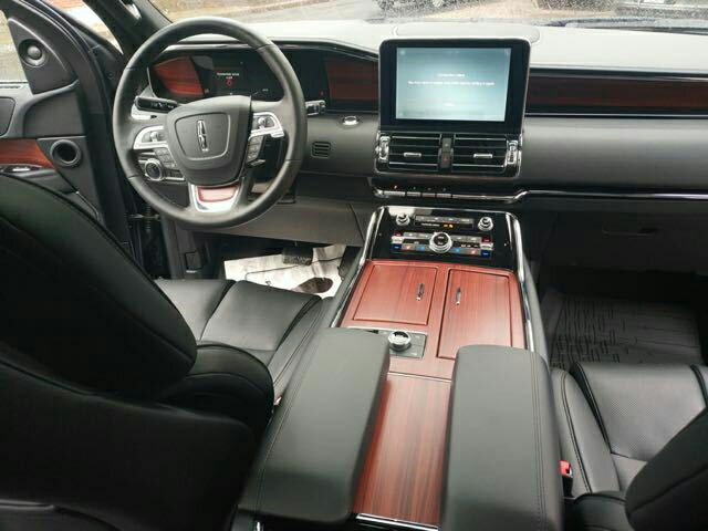 18款林肯领航员3.5TT加长版报价港口热销现车实拍详解