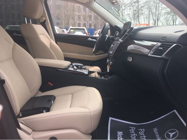 8e3b227af834dd1df90053cc2c109f67.jpg@!64