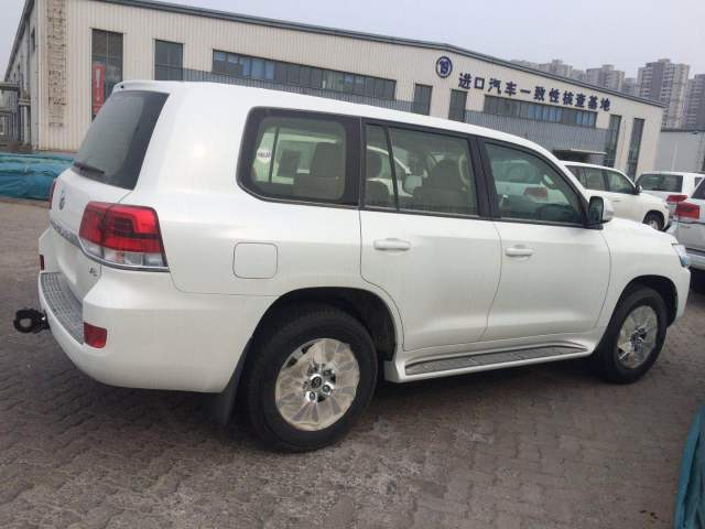 18款丰田酷路泽4600中东 价格优惠介绍