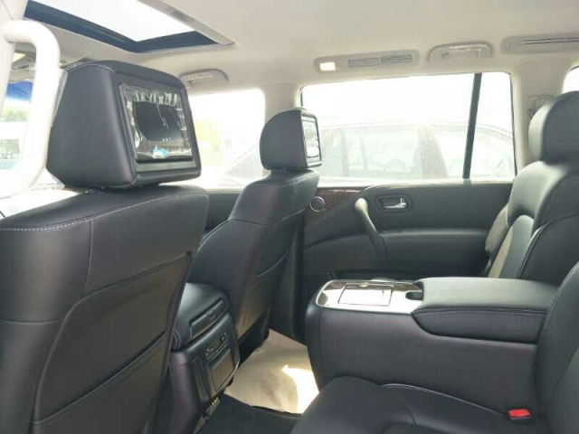 平行进口英菲尼斯QX80七座全尺寸SUV价格猛