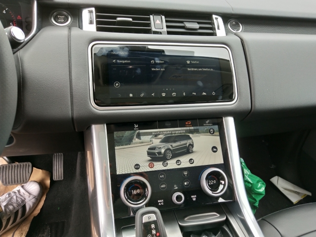 18款路虎揽胜运动3.0T细腻而精巧凸显运动气质