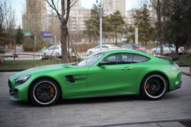 2017款梅赛德斯AMG GTR版 可以秒杀GTR 价