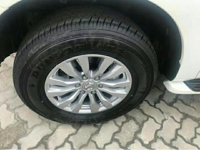 【图】日产尼桑途乐4.0最新报价 2018款现车手