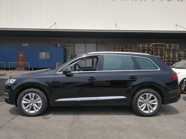 µQ7 3.0 TFSI Selectѡ 촰 ī