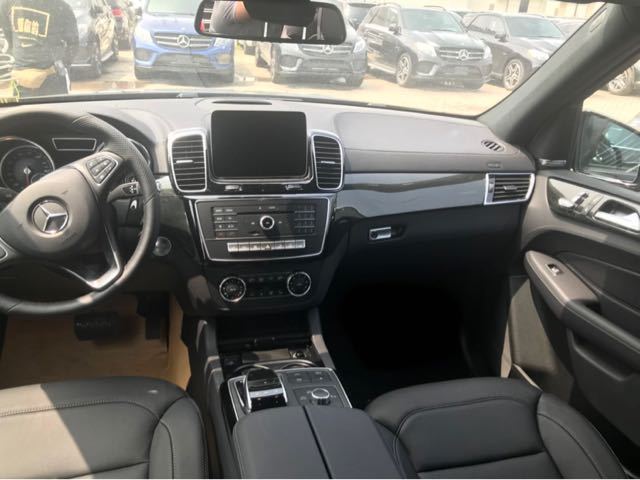 奔驰GLE550E新款价格2019款奔驰GLE550最新报价