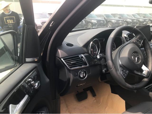 奔驰GLE550E新款价格2019款奔驰GLE550最新报价