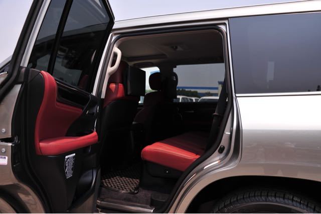 8b77703f6e6f049609800dff8e7780e7.jpg@!64