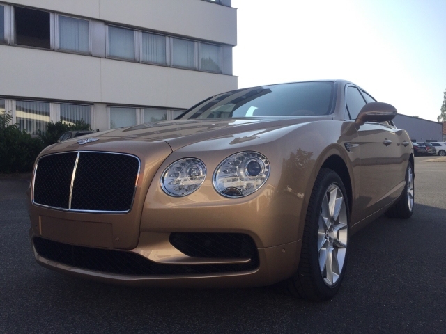 c79e639fdb0f19036f85e7cce6b566f4.jpg@!64