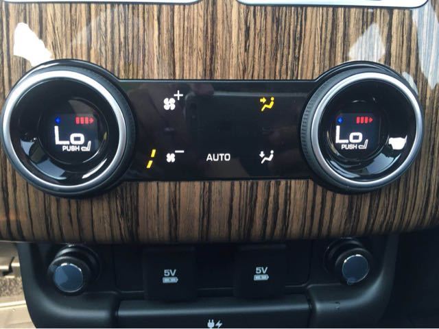 18款路虎揽胜行政3.0降税价格清仓 全国分期办