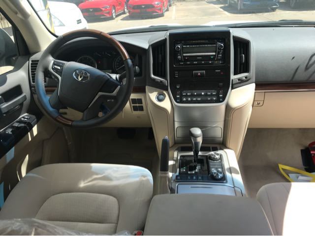 19款丰田酷路泽现车大降价 4600现车