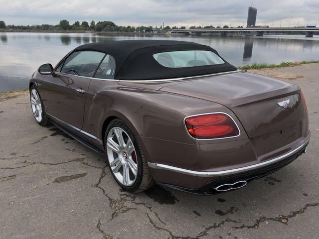 GT V8 S 4.0T Convertible ŷ