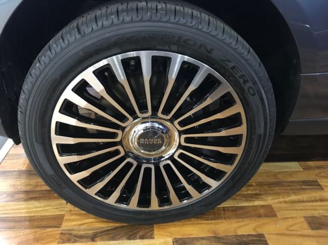 17款路虎揽胜行政3.0百万级豪华越野SUV清仓