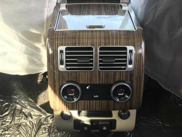 欧规路虎揽胜行政SE版价格 路虎揽胜全国低价