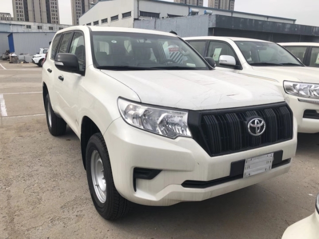 2019款丰田霸道2700性能 霸道2.7现车优惠促