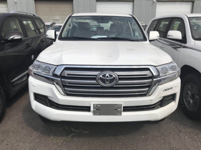 18款酷路泽4000丐版6速5座越野SUV解读价格