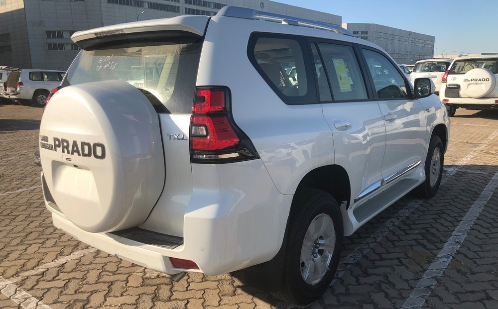 2019款丰田霸道4000TXL越野车港口现车58万