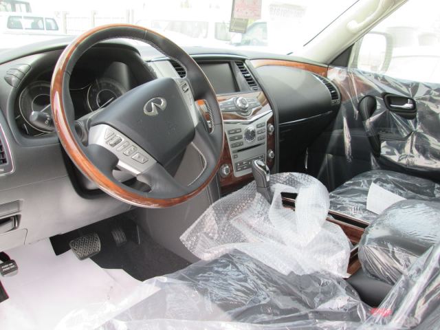 ӢQX80 5.6L 4WD ж