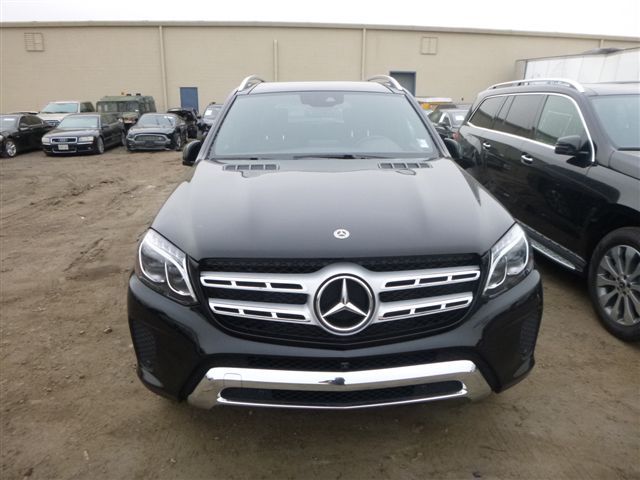 2019 GLS450 P01 ۰ ƹ 