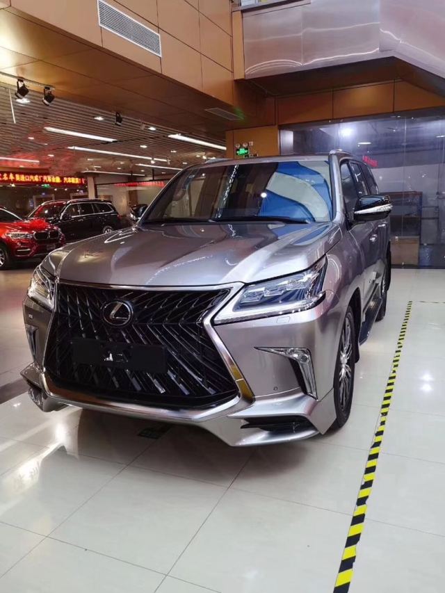 2019 ׿˹LX570   S ж