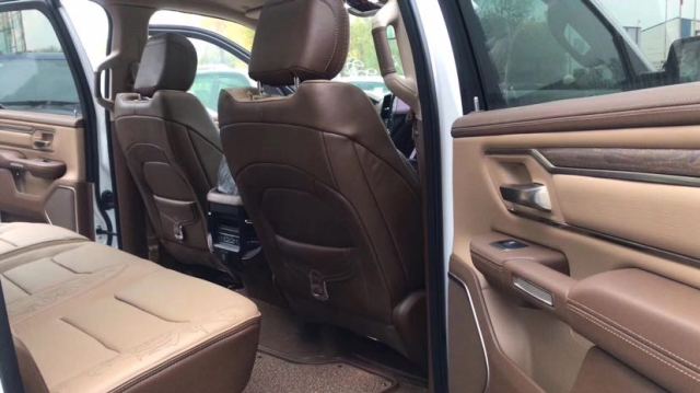 95c0d91cf459222580819c960f717632.jpg@!64