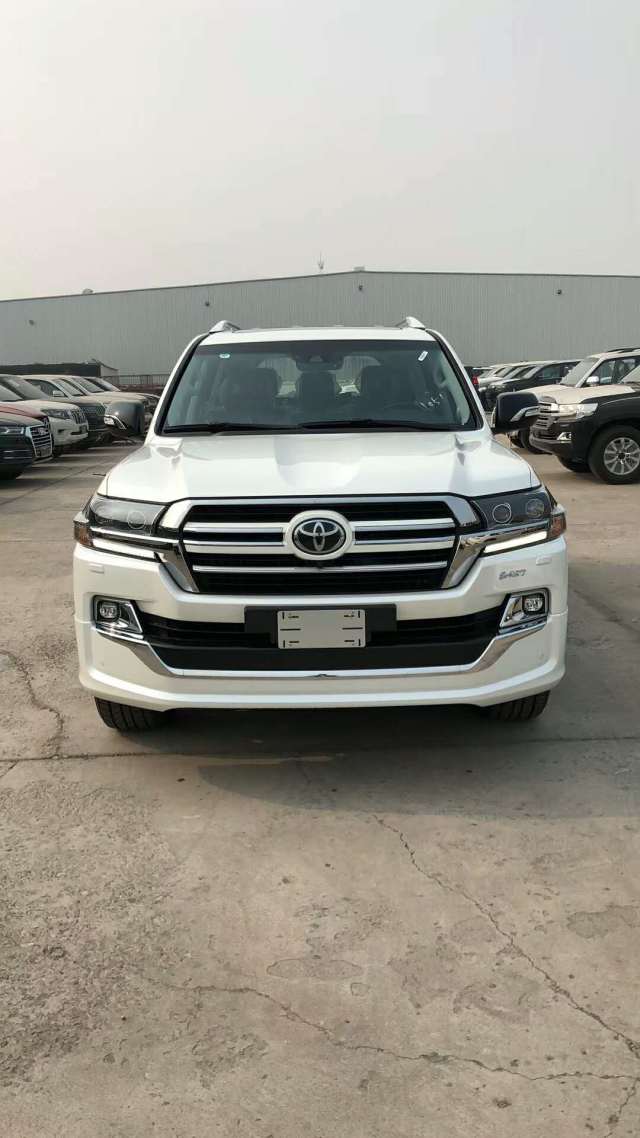 2019 ·5700 VX-S 12  