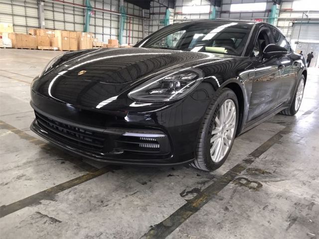 2018 Panamera 4S 2.9T ī