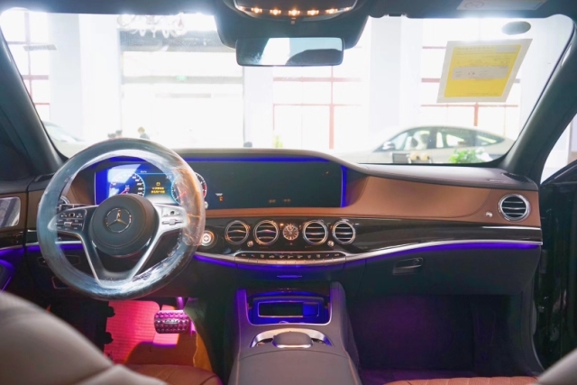 2020款奔驰ART迈巴赫 S450 四座现车价格