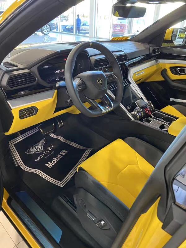 Urus 4.0T V8 