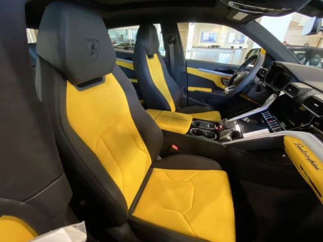 Urus 4.0T V8 