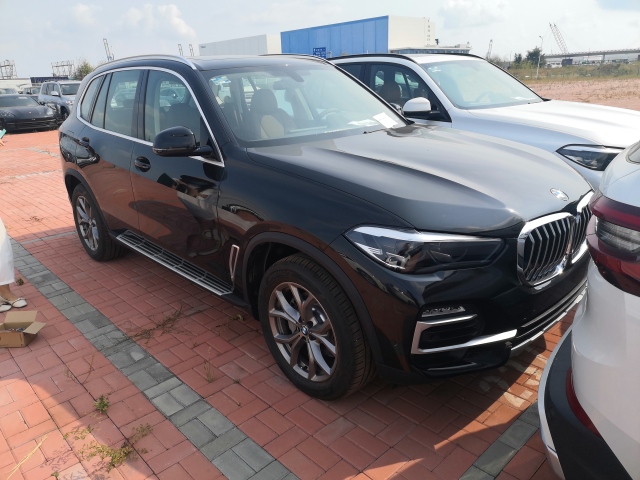 2021 X5 xDrive40i Xline ī