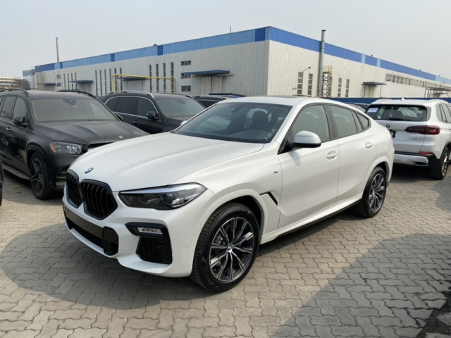 2021  X6 xDrive40i M˶ ī 