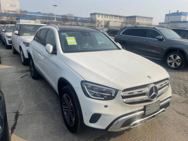 2021  GLC300  18 ī