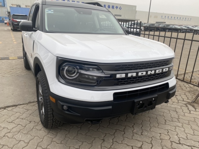 2021 Bronco 2.0T Badlands ī 