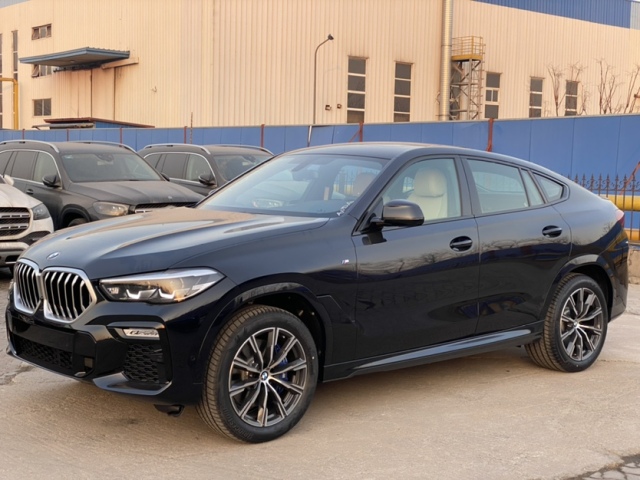 2021  X6 xDrive40i M˶ ī 