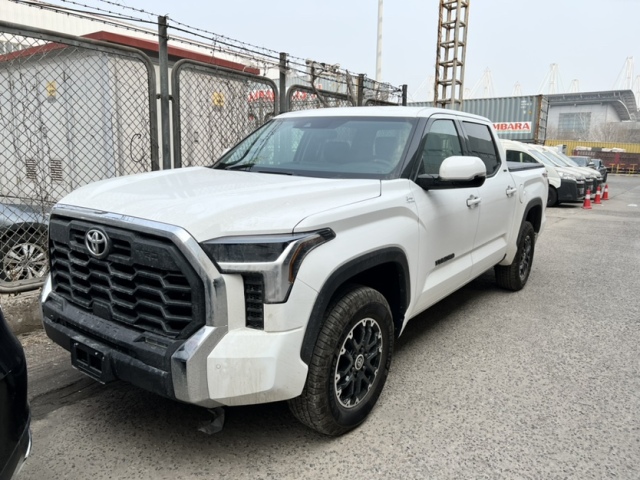 2022 ̹; 3.5T  SR5 TRD Offroad Ӱ