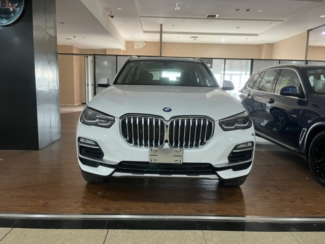 2020 X5 xDrive40i Xline ī 