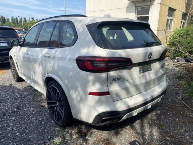 2022  X5 xDrive45e 춯 Xline ī