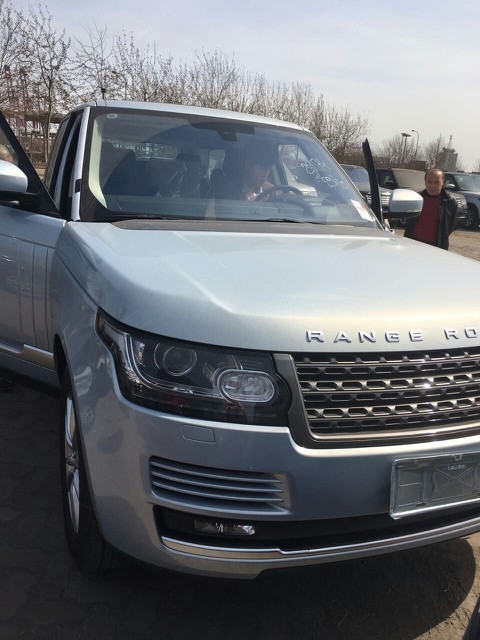 16路虎揽胜行政版银色现车路虎揽胜行政