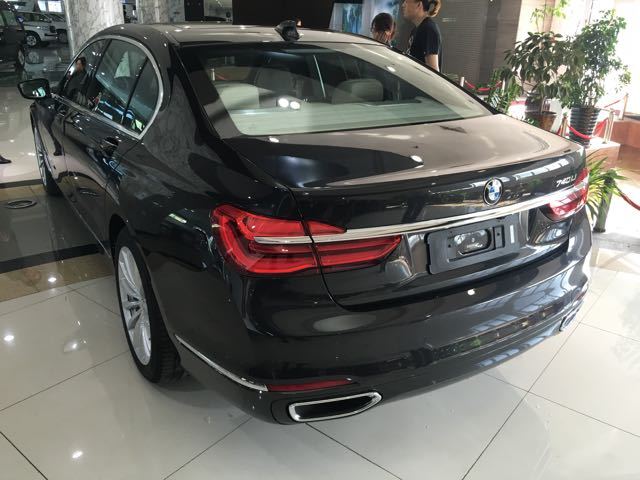 16款宝马740li现车价格诱人天津仅一台