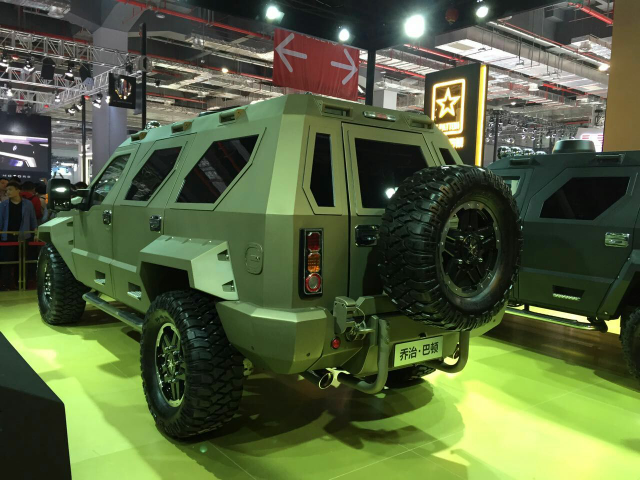 17款乔治巴顿美版越野商务车巨幅优惠