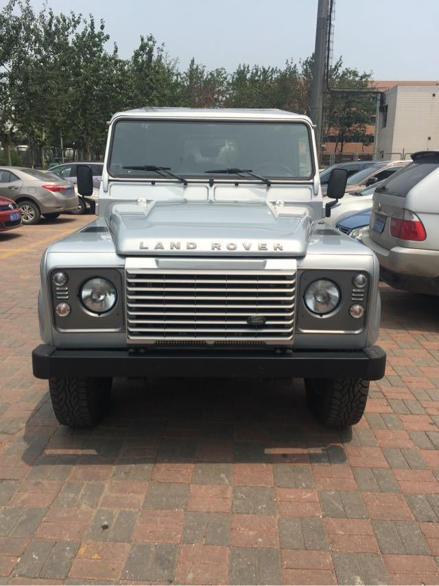 路虎卫士5座版手续齐全 现车当天提 卫士拉风越野车史上最低价