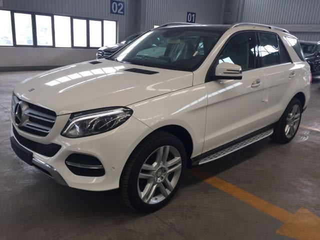 同微信本公司主营丰田,路虎,奔驰,宝马,皮卡等车系,现大量酷路泽4000