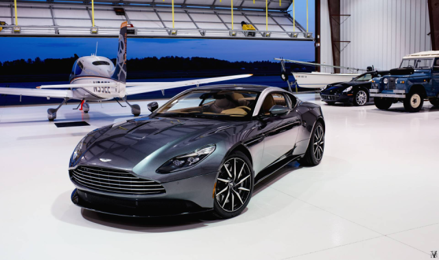 詹姆斯德邦007同款阿斯顿马丁db11现车报价平行进口阿斯顿马丁