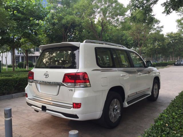 丰田兰德酷路泽4600gxrv8配置参数价格