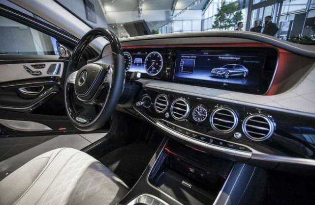 奔驰迈巴赫s级不是一般的高级轿车高端有品位低调奢华配置适合你