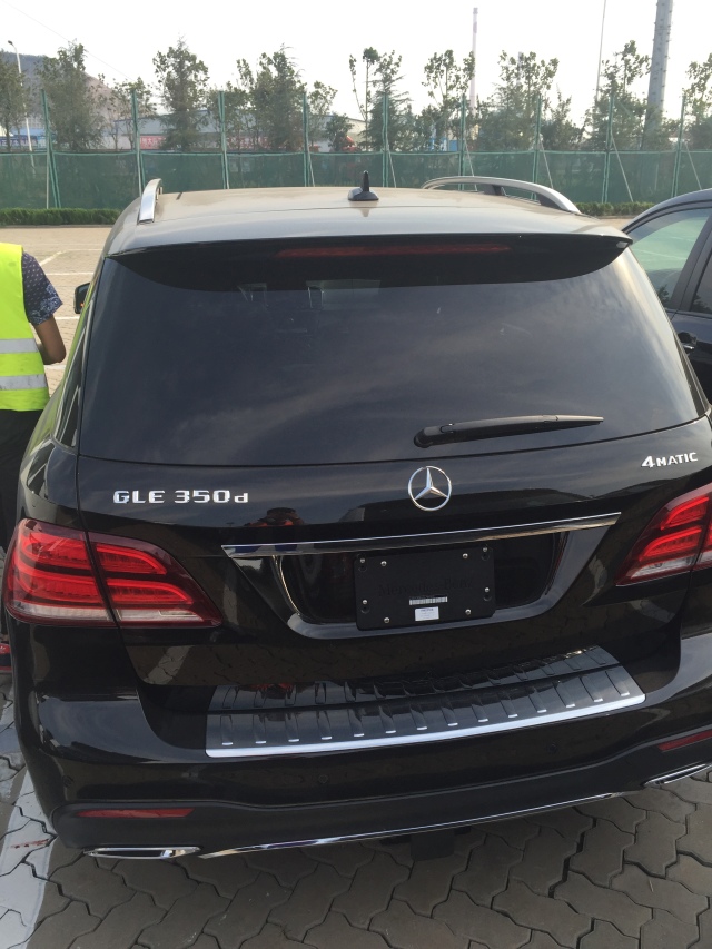 平行进口奔驰gle350d柴油版动力强劲价更优