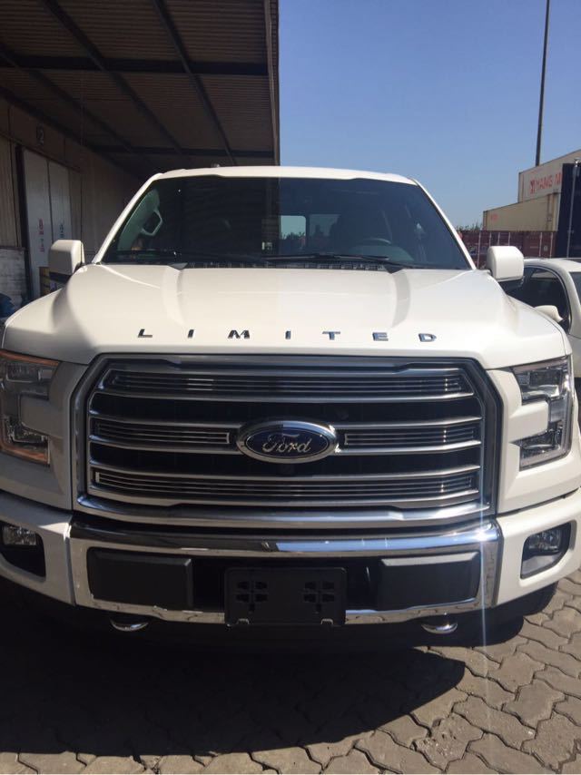 17款福特f1503.5t四门lobo limited限量版 配置:原厂黑棕色双拼