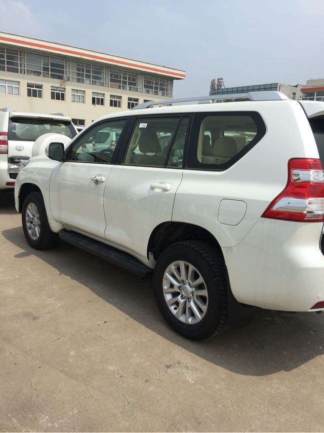 16款霸道4000中东版国庆特价最新报价可分期低价销售