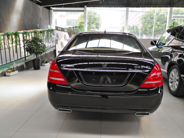 巴博斯50s加长5米9堪比迈巴赫62s豪华车