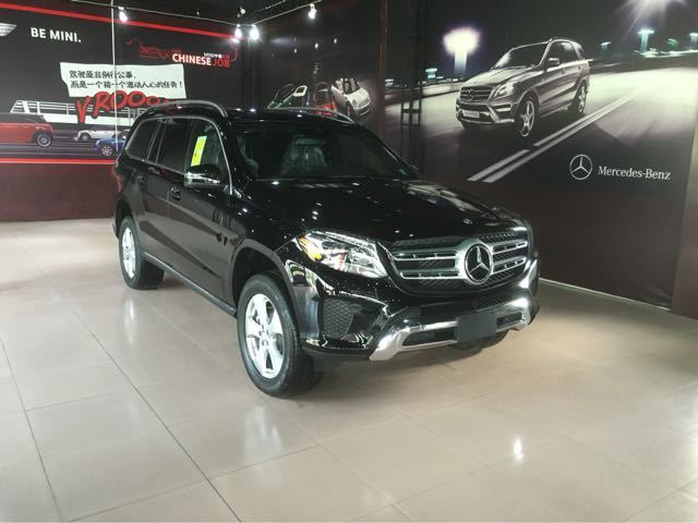 奔驰gls450最新配置及图片和大家一起分享